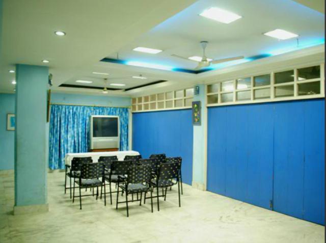 Neeranand Dalhousie- A Pure Vegetarian Hotel Calcutta  Esterno foto