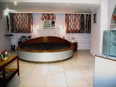 Neeranand Dalhousie- A Pure Vegetarian Hotel Calcutta  Esterno foto