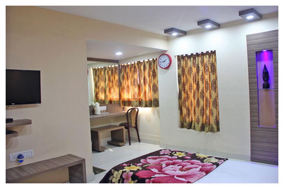 Neeranand Dalhousie- A Pure Vegetarian Hotel Calcutta  Esterno foto