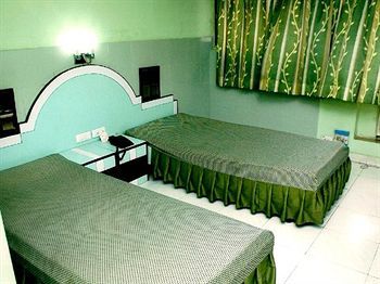 Neeranand Dalhousie- A Pure Vegetarian Hotel Calcutta  Esterno foto
